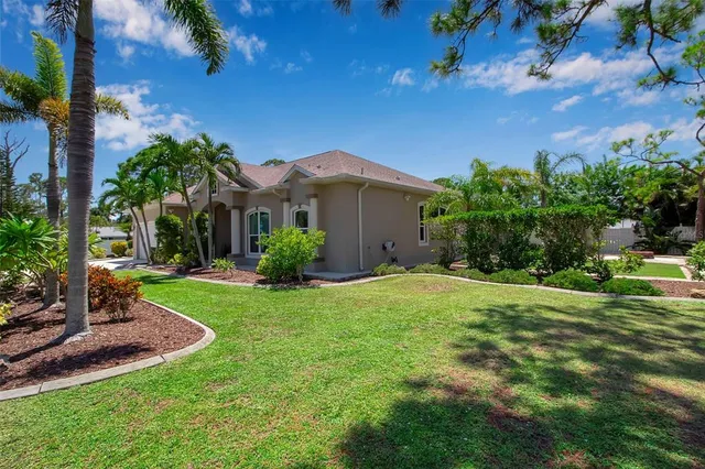 $635,000 | 5988 Viola Road, Venice, FL 34293