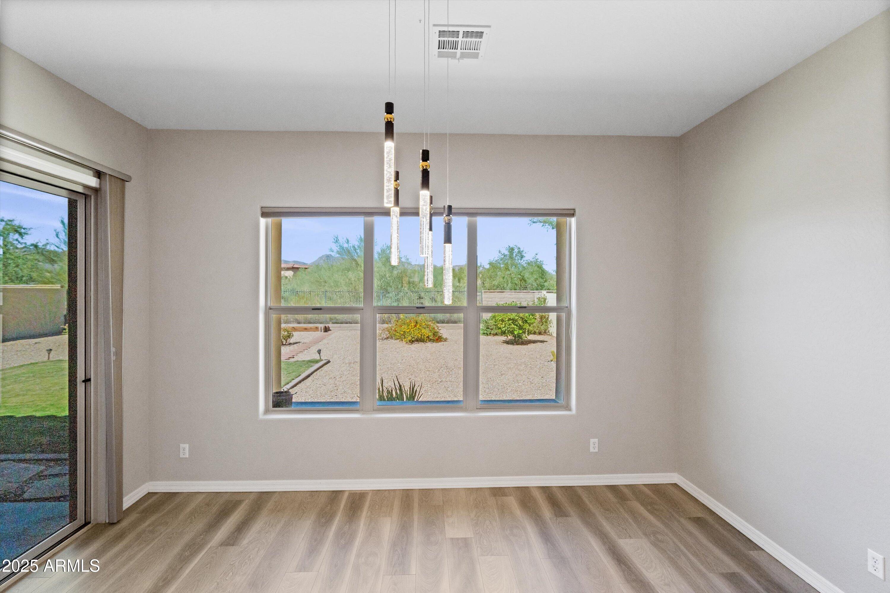 20486 West Ridge Road Buckeye, AZ 85396 - Photo 22 of 100 Dining Area