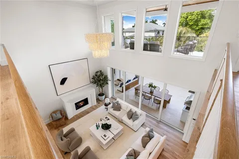 $8,799,000 | 1985 Crayton Road, Naples, FL 34102