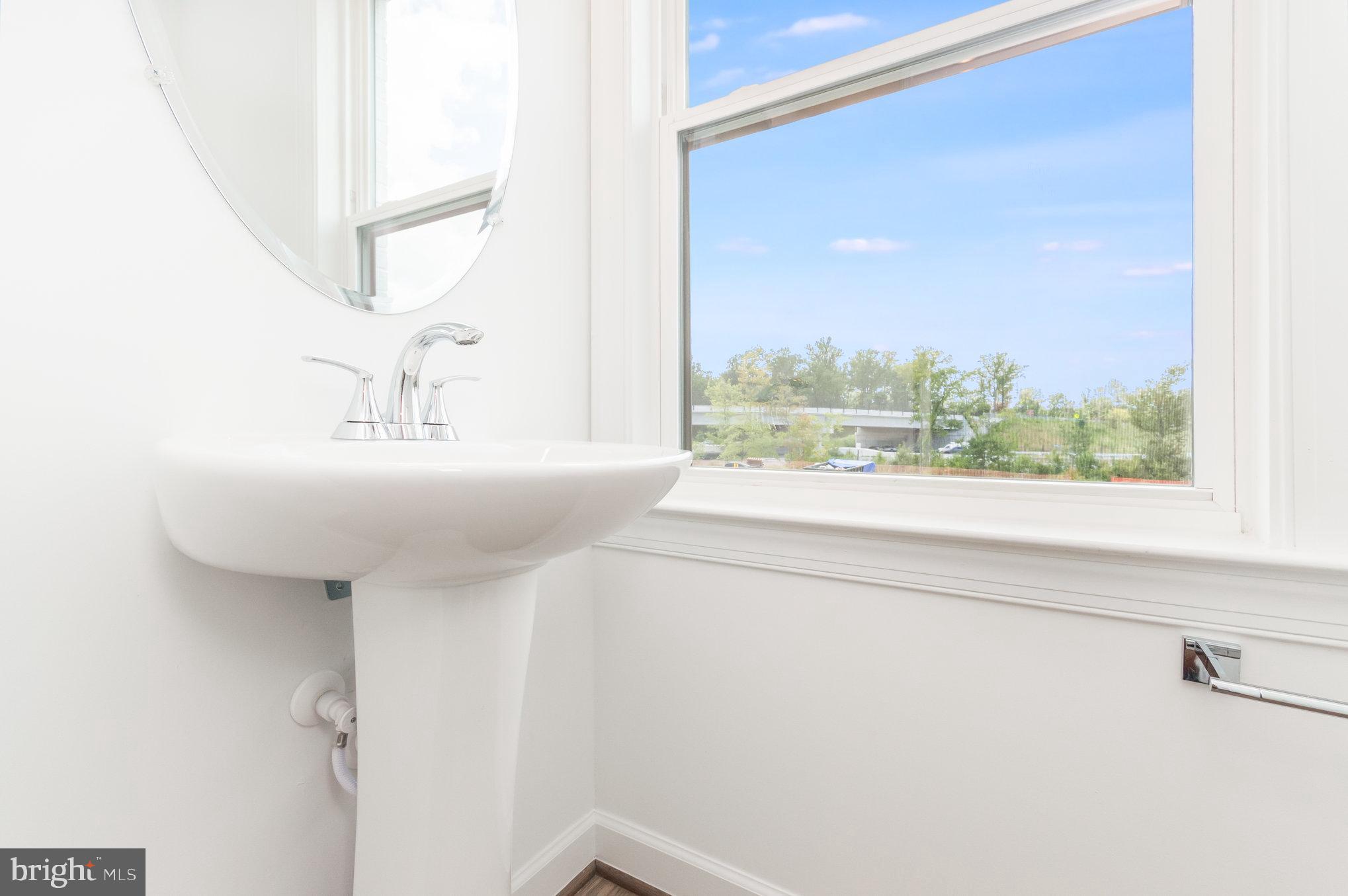 4920 Chelan Crossing Chantilly, VA 20151 - Photo 13 of 35 SAMPLE PHOTO ONLY -- Powder Room