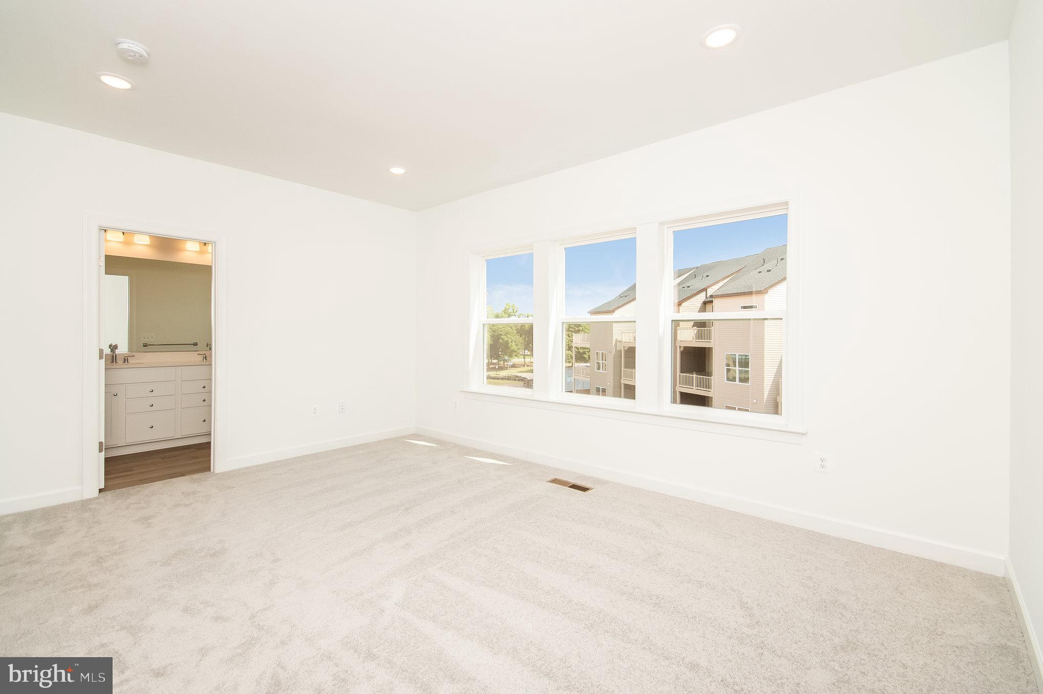 4920 Chelan Crossing Chantilly, VA 20151 - Photo 15 of 35 SAMPLE PHOTO ONLY -- Upper Loft