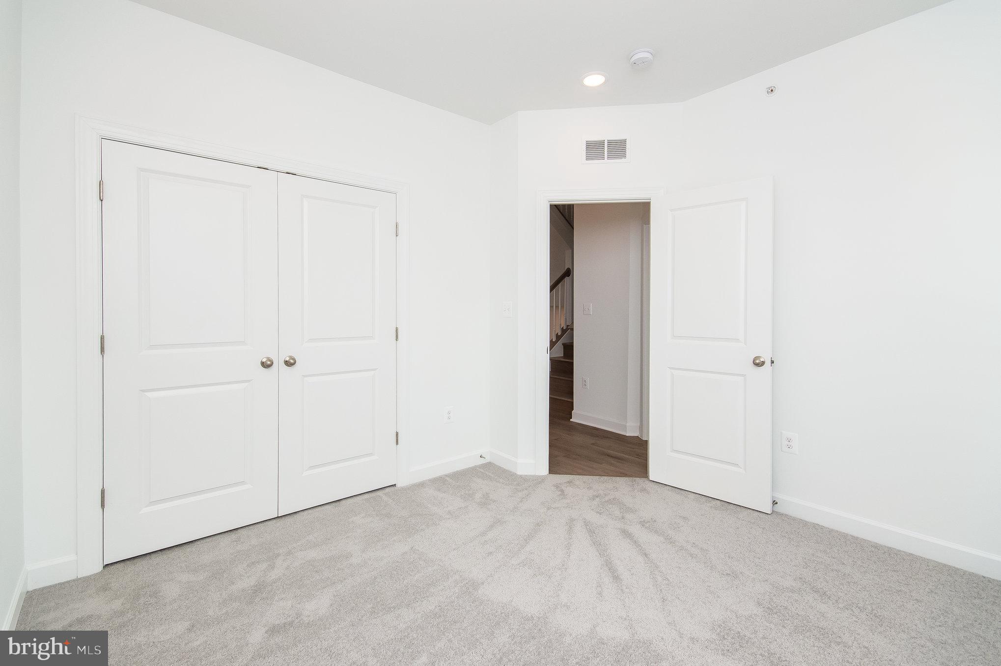 4920 Chelan Crossing Chantilly, VA 20151 - Photo 25 of 35 SAMPLE PHOTO ONLY --