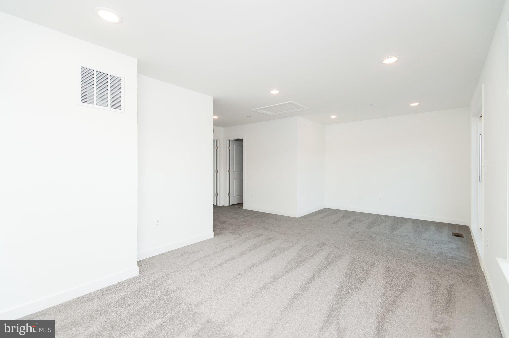 4920 Chelan Crossing Chantilly, VA 20151 - Photo 32 of 35 SAMPLE PHOTO ONLY -- Rec Room