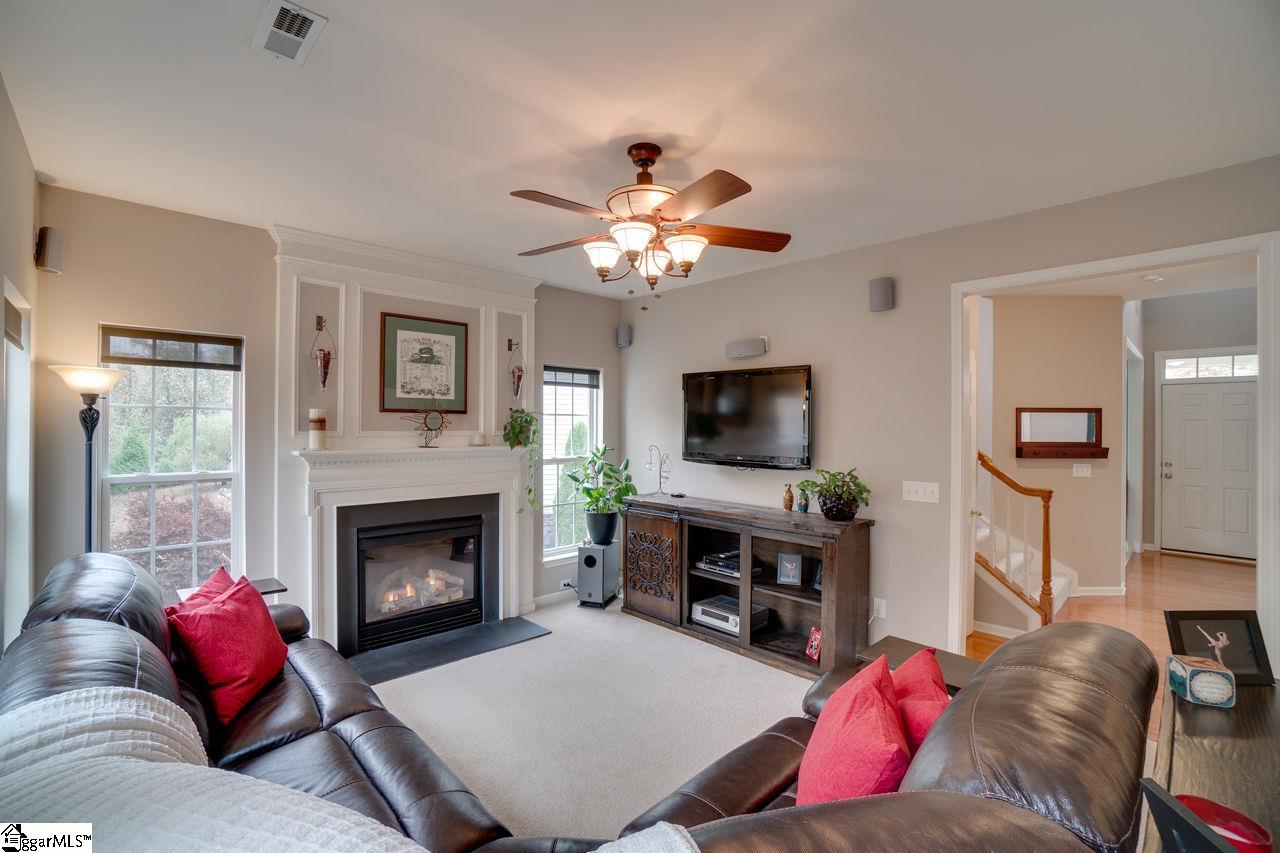 121 Ridgeleigh Way Simpsonville, SC 29681 - Photo 11 of 36 Gallery Image 11
