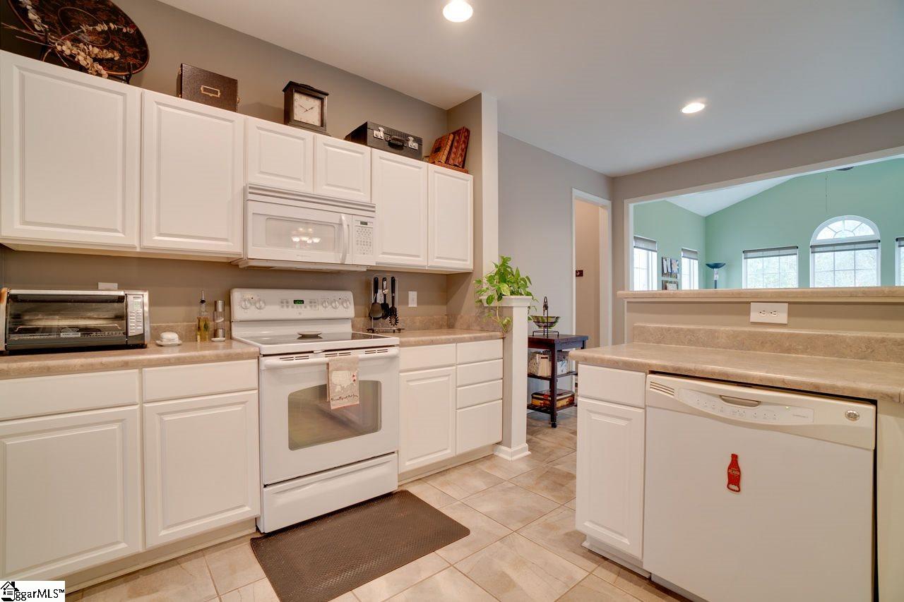 121 Ridgeleigh Way Simpsonville, SC 29681 - Photo 20 of 36 Gallery Image 20