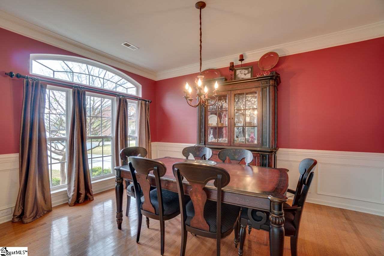 121 Ridgeleigh Way Simpsonville, SC 29681 - Photo 10 of 36 Gallery Image 10