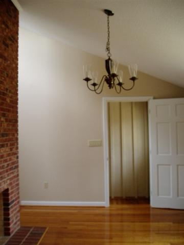 1413 Stonehurst Road Anderson, SC 29621 - Photo 4 of 25