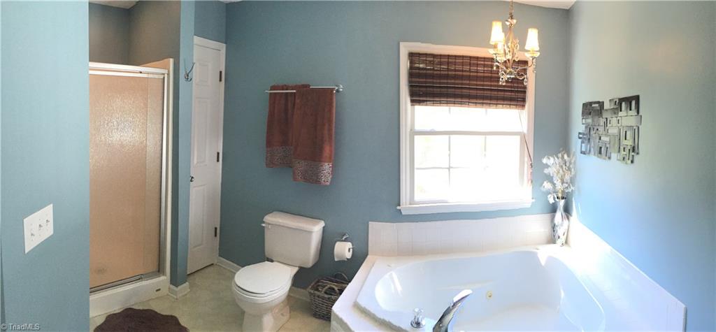 135 Aaron Road Elkin, NC 28621 - Photo 6 of 16 M-Bath