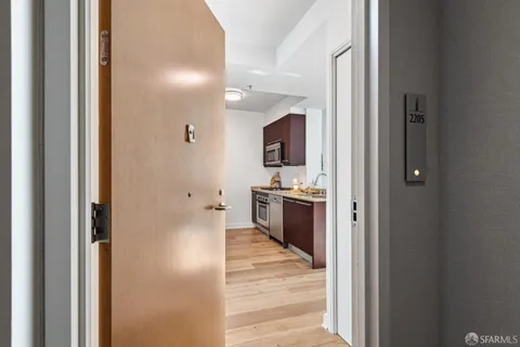 $815,000 | 425 1st Street, Unit 2205, San Francisco, CA 94105