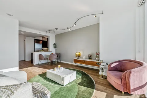 $815,000 | 425 1st Street, Unit 2205, San Francisco, CA 94105