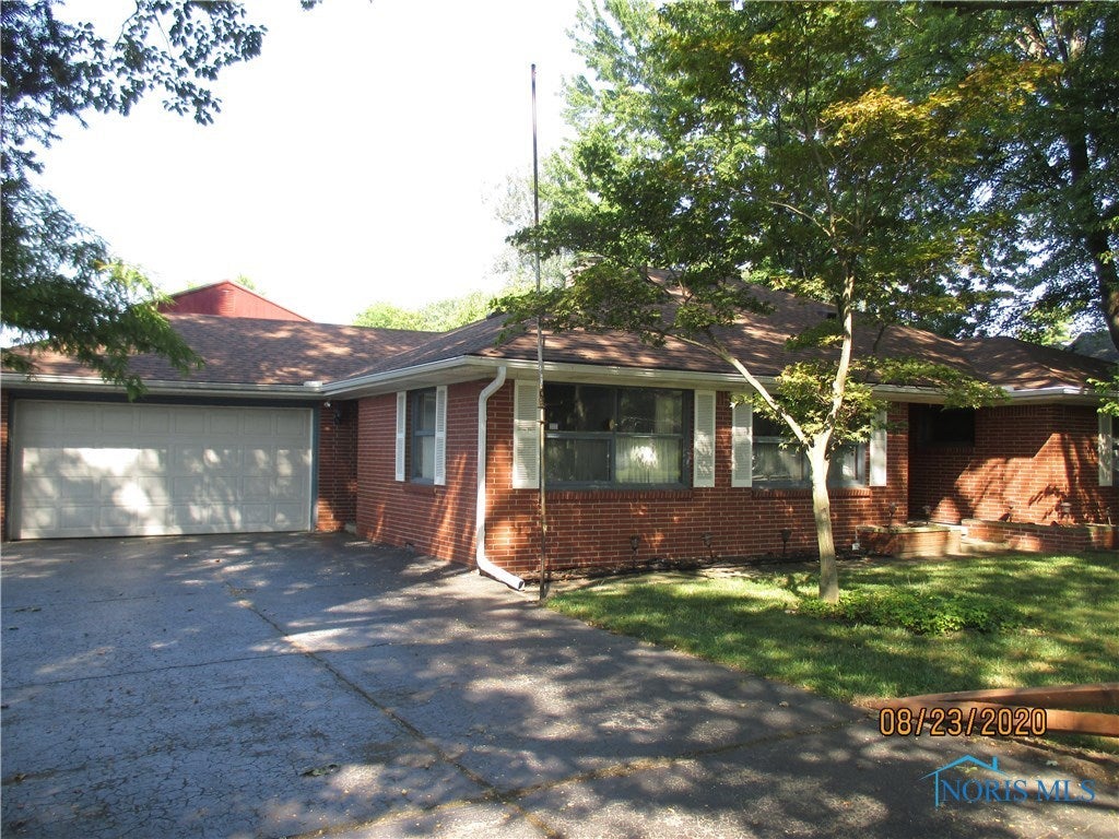 5945 Jackman Road Toledo, OH 43613 - Photo 3 of 20 Gallery Image 3
