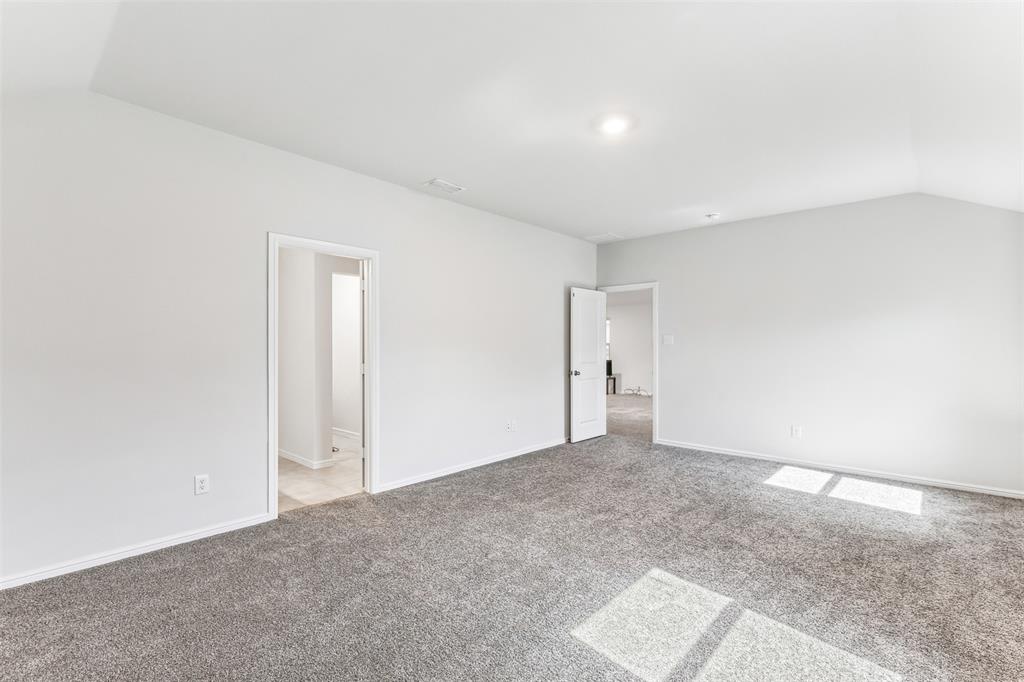 714 Wolf Creek Cleburne, TX 76033 - Photo 31 of 40 a view of an empty room