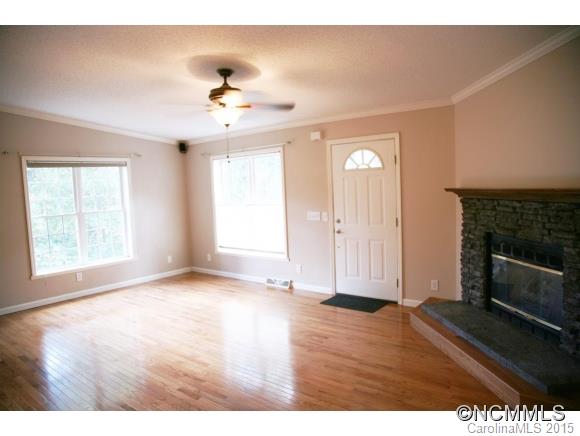 34 New Lite Road Fairview, NC 28730 - Photo 4 of 23 Gallery Image 4