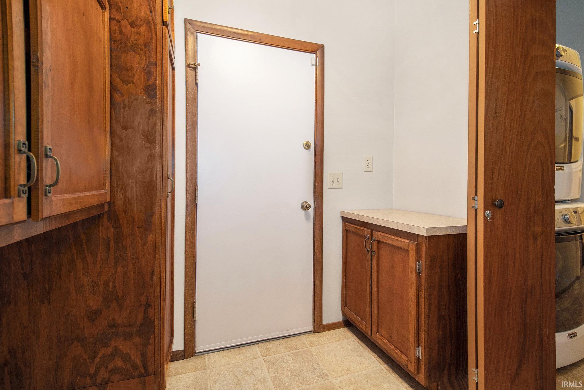 56144 Buckeye Road Mishawaka, IN 46545 - Photo 13 of 25 Gallery Image 13
