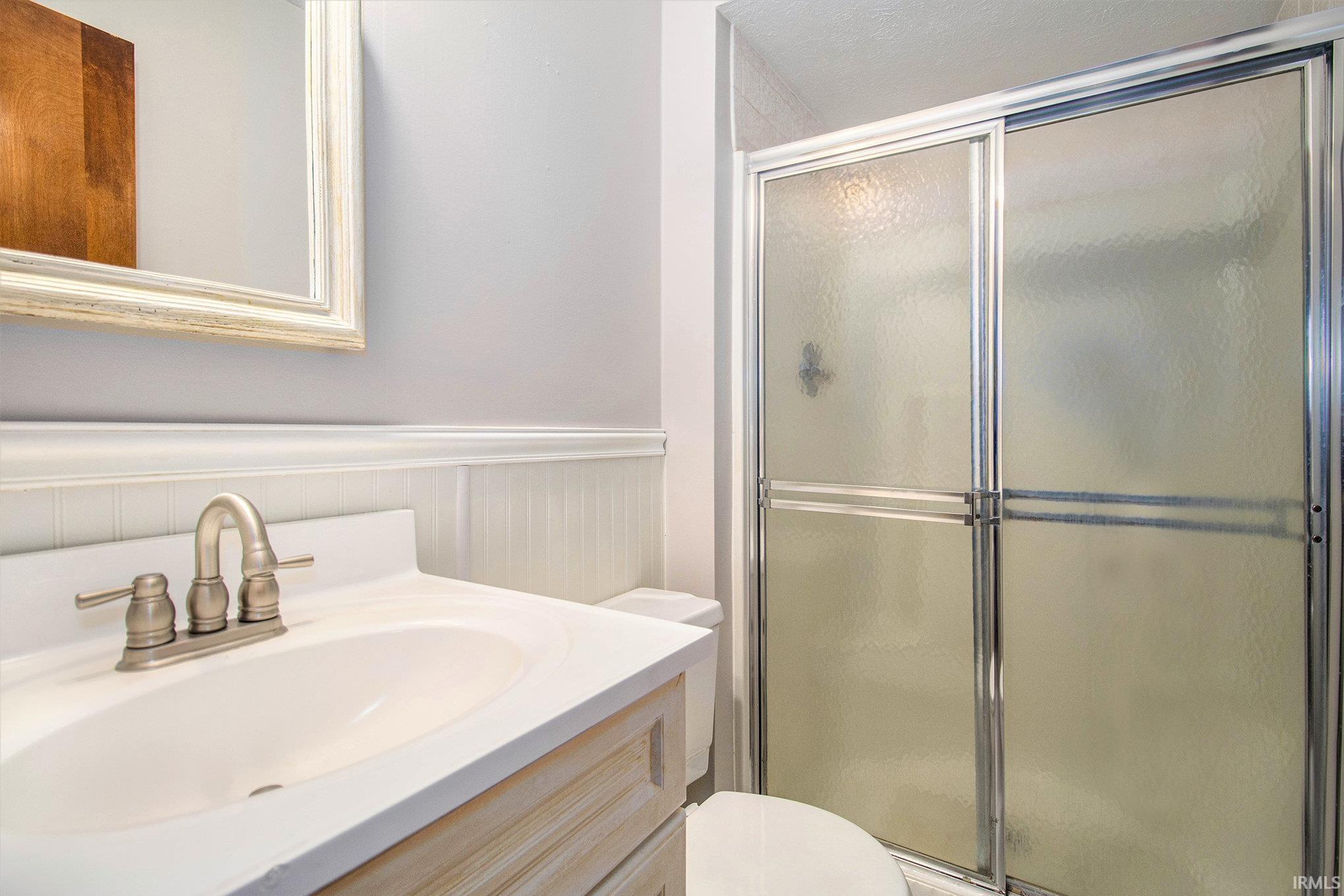 56144 Buckeye Road Mishawaka, IN 46545 - Photo 17 of 25 Gallery Image 17
