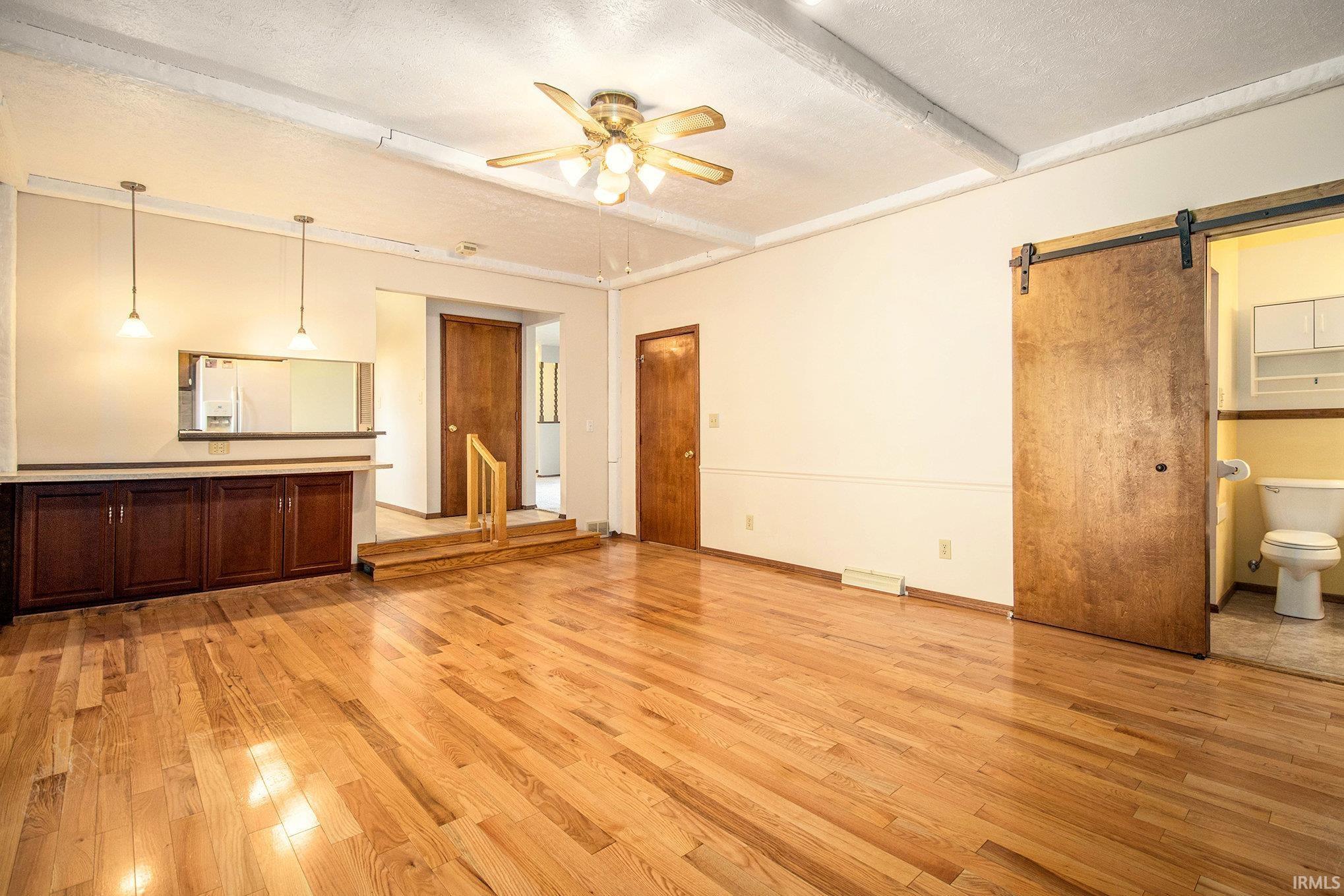 56144 Buckeye Road Mishawaka, IN 46545 - Photo 9 of 25 Gallery Image 9