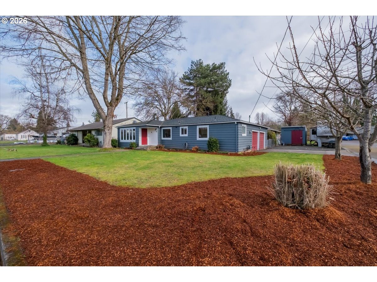 491 Cleveland Street Lebanon, OR 97355 - Photo 29 of 34