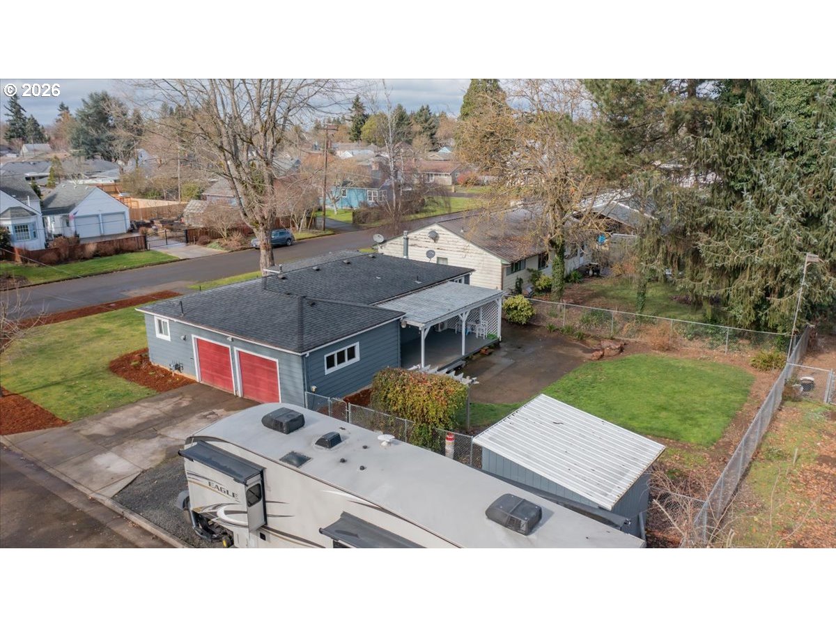 491 Cleveland Street Lebanon, OR 97355 - Photo 32 of 34