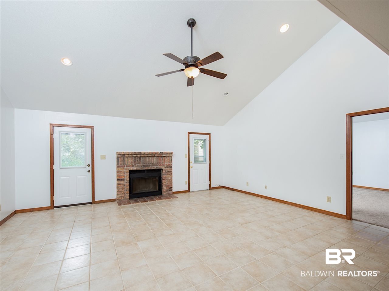 416 Ridgewood Drive Daphne, AL 36526 - Photo 5 of 22 Gallery Image 5