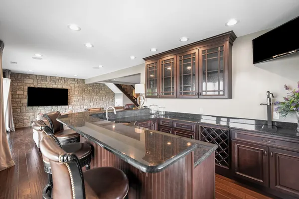 $1,350,000 | 401 Pollard Circle, Cadiz, KY 42211