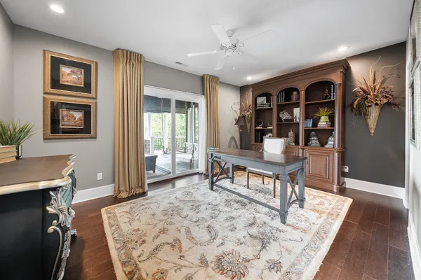 $1,350,000 | 401 Pollard Circle, Cadiz, KY 42211