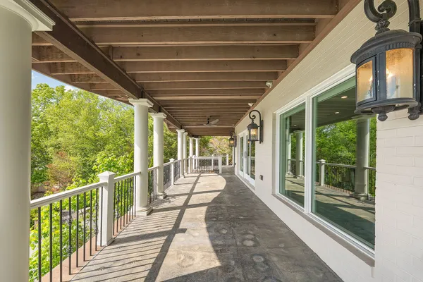 $1,350,000 | 401 Pollard Circle, Cadiz, KY 42211