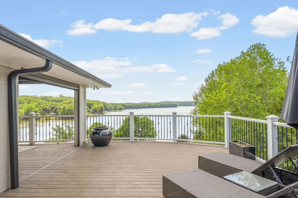 $1,350,000 | 401 Pollard Circle, Cadiz, KY 42211