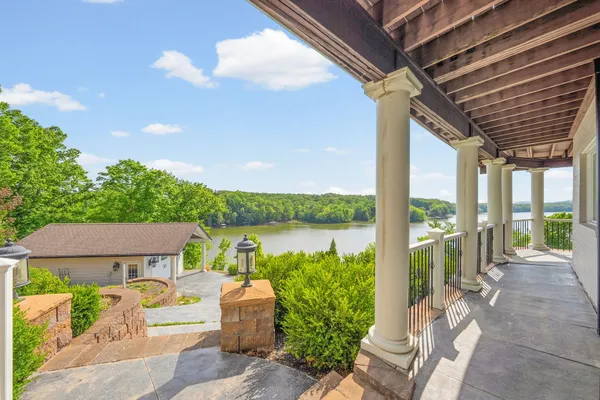$1,350,000 | 401 Pollard Circle, Cadiz, KY 42211