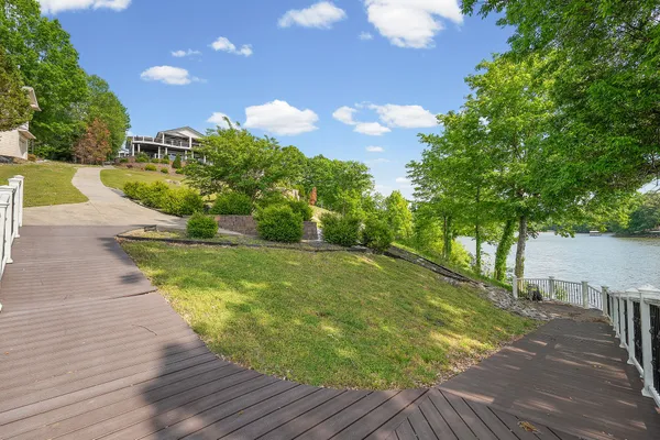 $1,350,000 | 401 Pollard Circle, Cadiz, KY 42211