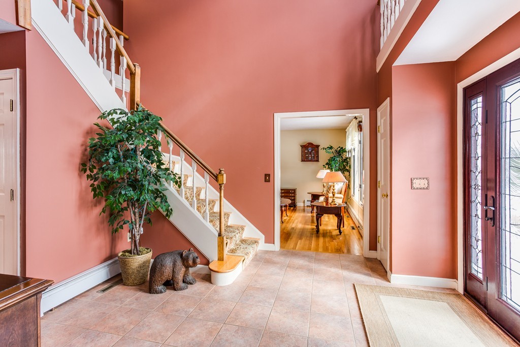 19 Columbus Road Boylston, MA 01505 - Photo 4 of 30 Gallery Image 4