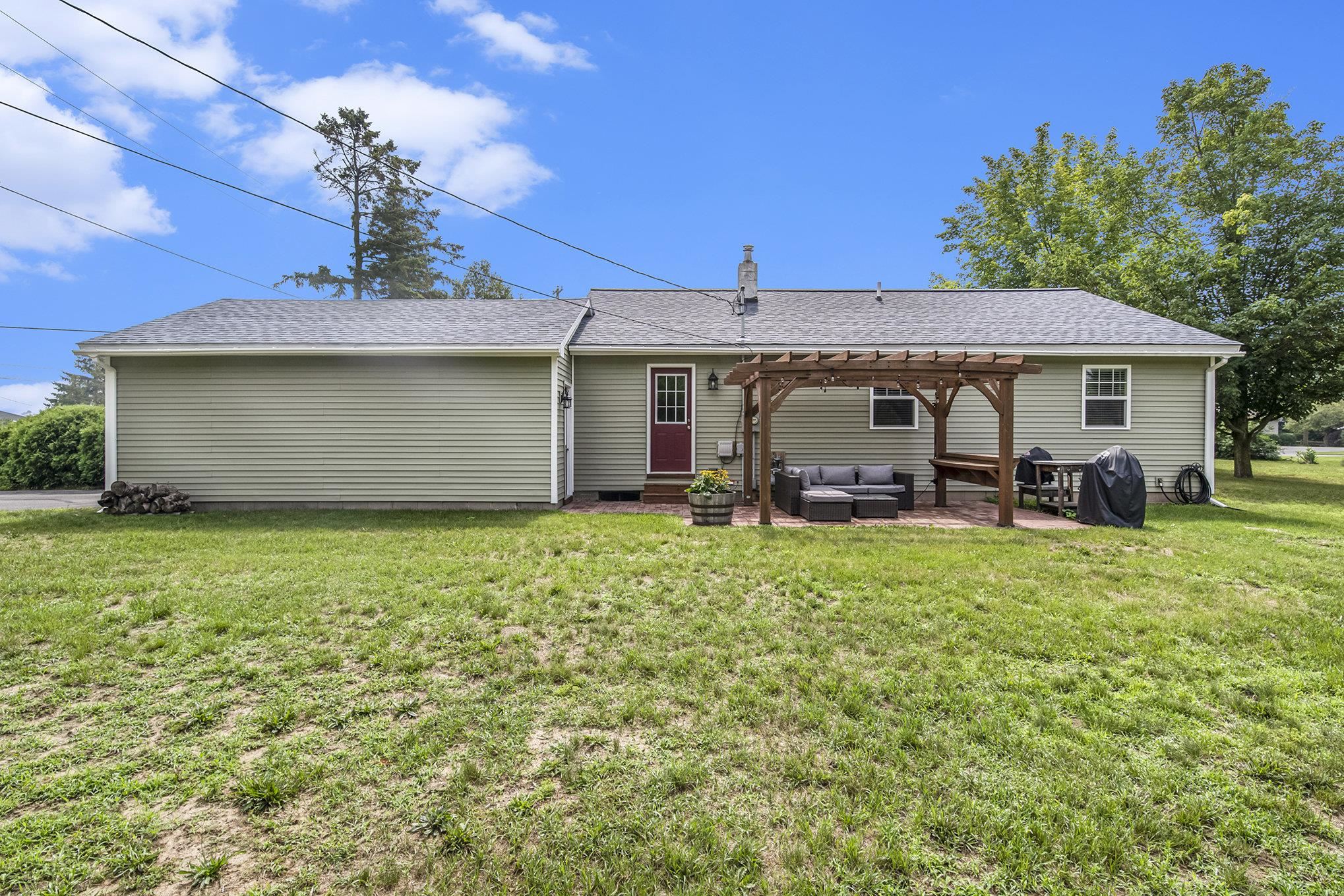 963 North West Silver Lake Road Traverse City, MI 49685 - Photo 22 of 26