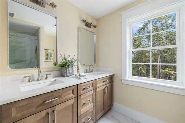 $2,399,900 | 35 Beech Crest Road, East Greenwich, RI 02818