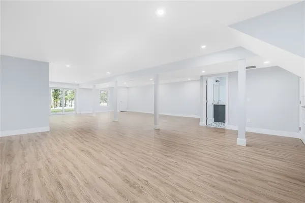 $2,399,900 | 35 Beech Crest Road, East Greenwich, RI 02818