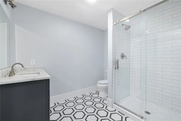 $2,399,900 | 35 Beech Crest Road, East Greenwich, RI 02818