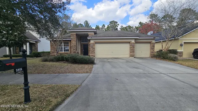 $357,500 | 5935 Brush Hollow Road, Jacksonville, FL 32258