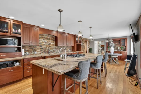 $475,000 | 5992 Palisades Parkway, Rockford, IL 61109