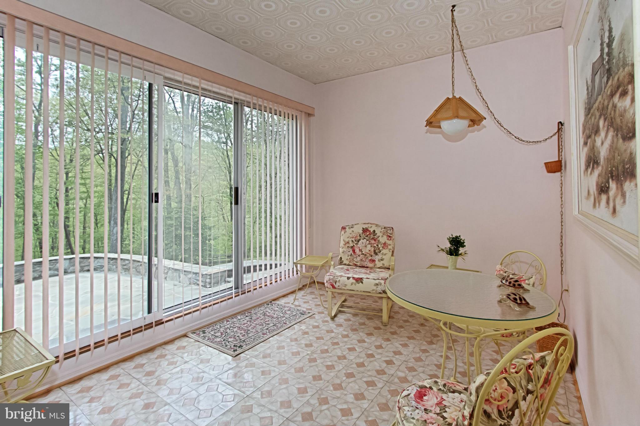 8111 West Point Drive Springfield, VA 22153 - Photo 20 of 28 Interior (General)