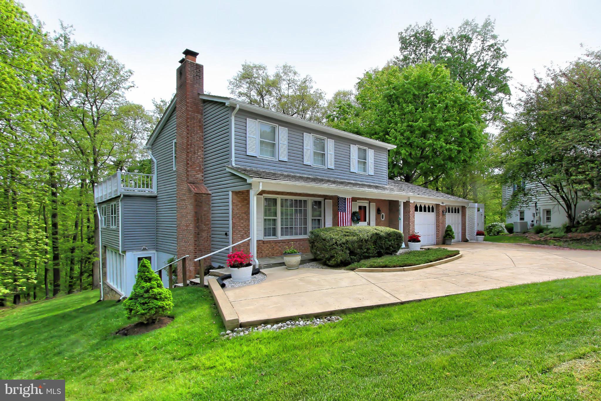 8111 West Point Drive Springfield, VA 22153 - Photo 3 of 28 Exterior (Front)