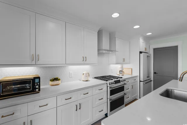 $2,150,000 | 725 South Waccamaw Drive, Murrells Inlet, SC 29576