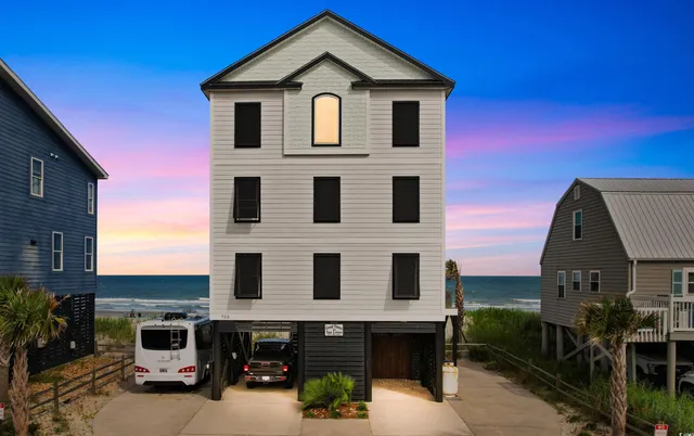 $2,150,000 | 725 South Waccamaw Drive, Murrells Inlet, SC 29576