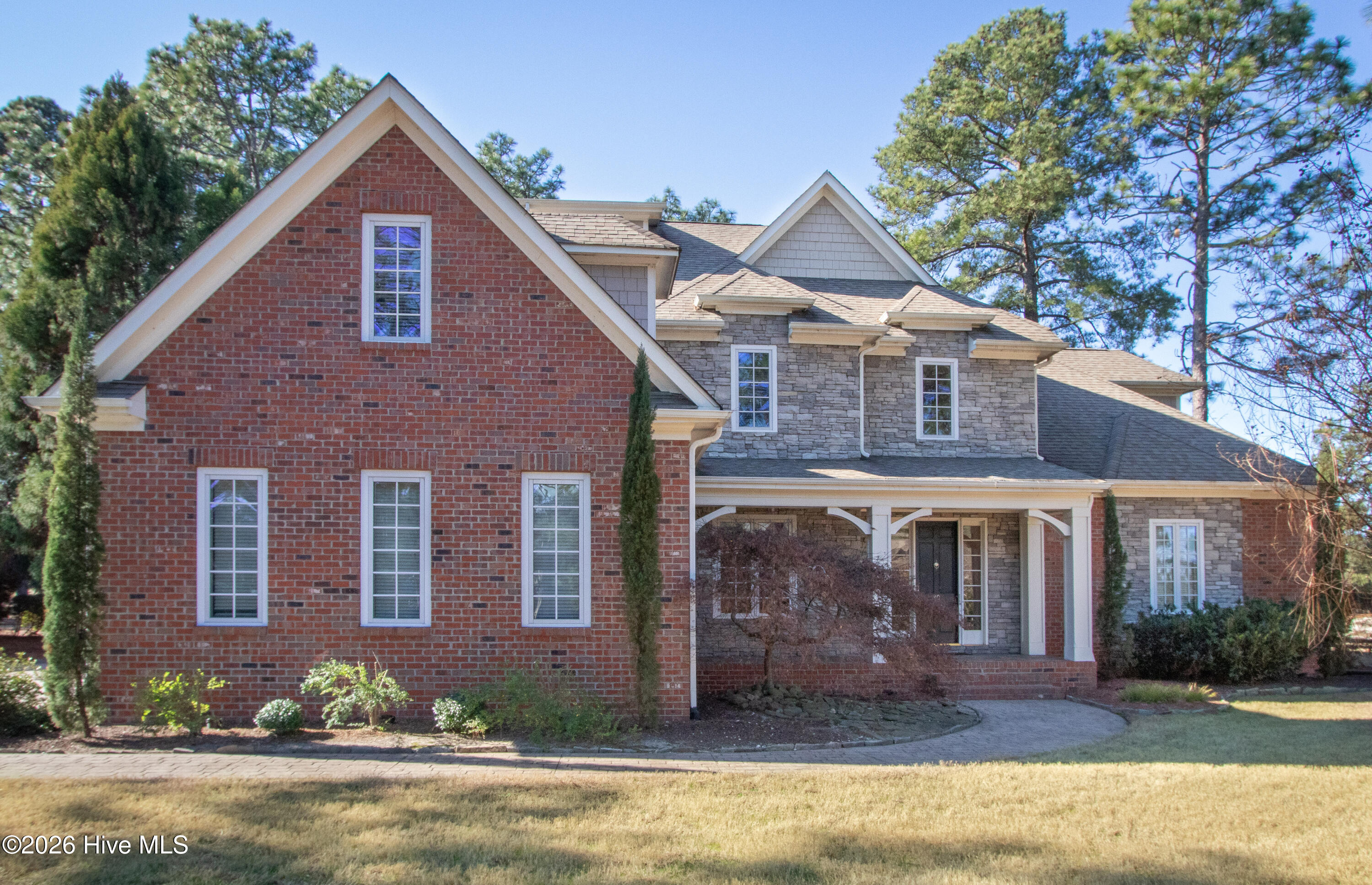 30 Spring Valley Court Pinehurst, NC 28374 - Photo 2 of 66 FrontExt2