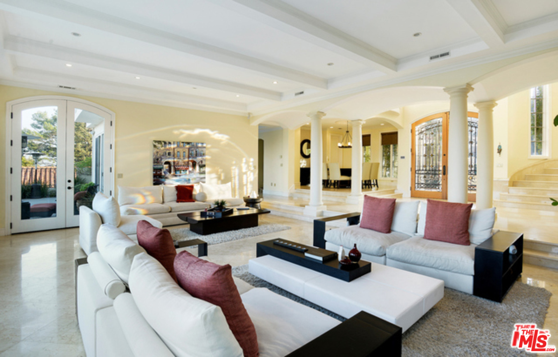 1456 Stradella Road Los Angeles, CA 90077 - Photo 17 of 25