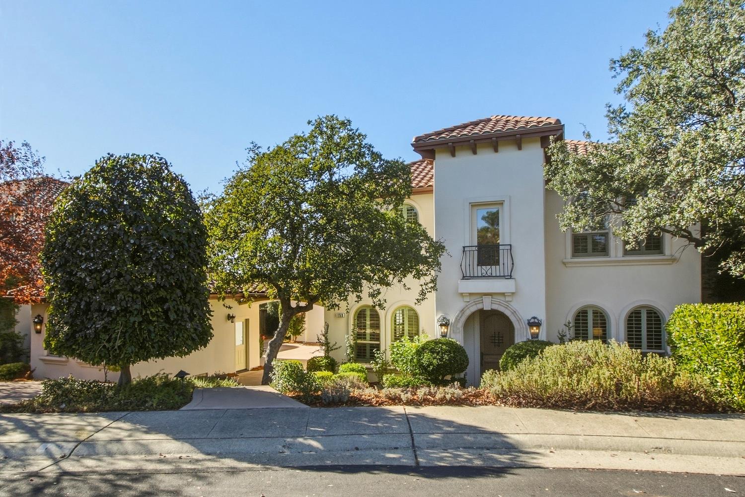 159 Red Ridge Court Folsom, CA 95630 - Photo 3 of 77 Gallery Image 3