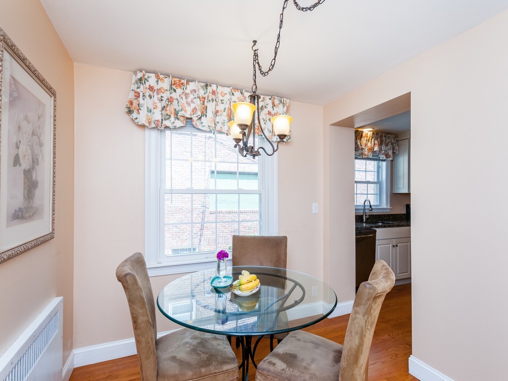 340 Russett Road Brookline, MA 02467 - Photo 9 of 16 Gallery Image 9