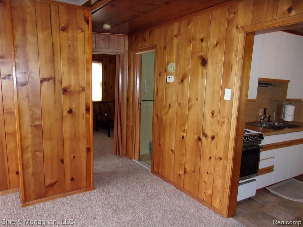 8075 North River Road Marine City, MI 48039 - Photo 26 of 38 100_0082.JPG