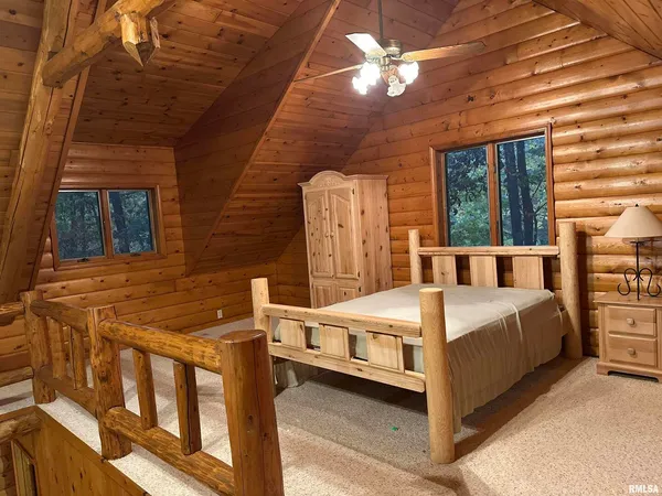 $782,500 | 5446 North 1700th Street, Dieterich, IL 62424