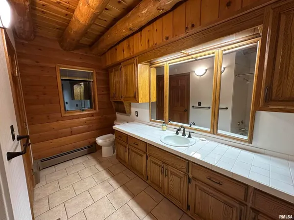 $782,500 | 5446 North 1700th Street, Dieterich, IL 62424