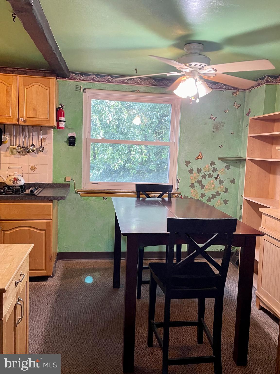 9117 Ryerson Road Philadelphia, PA 19114 - Photo 8 of 18 Kitchen