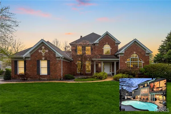 $974,900 | 15838 Barons Way Drive, Chesterfield, MO 63017