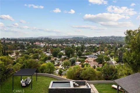 $1,999,000 | 5746 McDonie Avenue, Woodland Hills, CA 91367